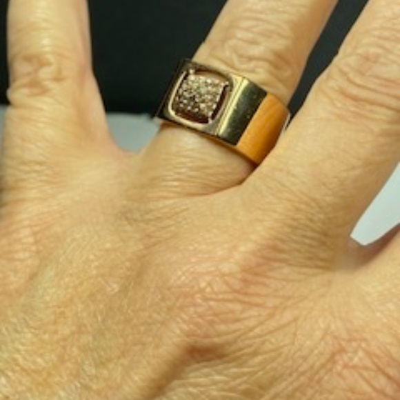 Swarovski Rose Gold Tactic Ring - Picture 13 of 16